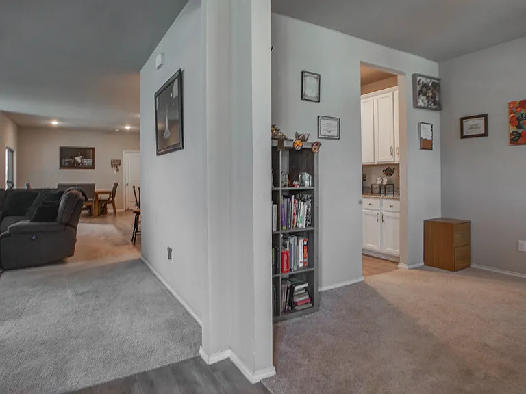 2820 Brittlebush Dr — Photo 6