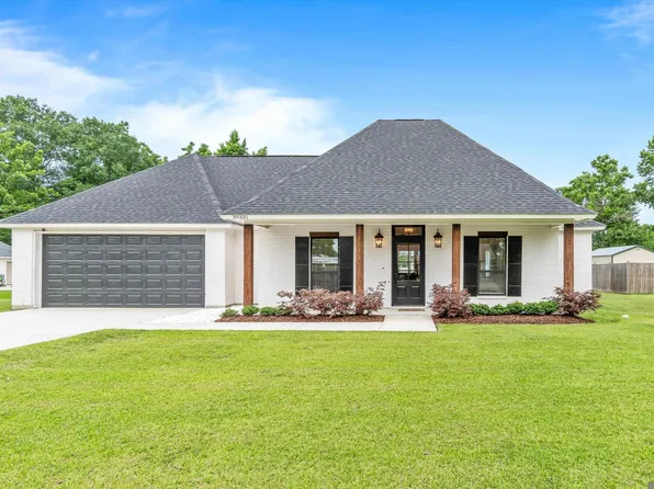 39331 Pershing Mire Rd, Gonzales, LA 70737