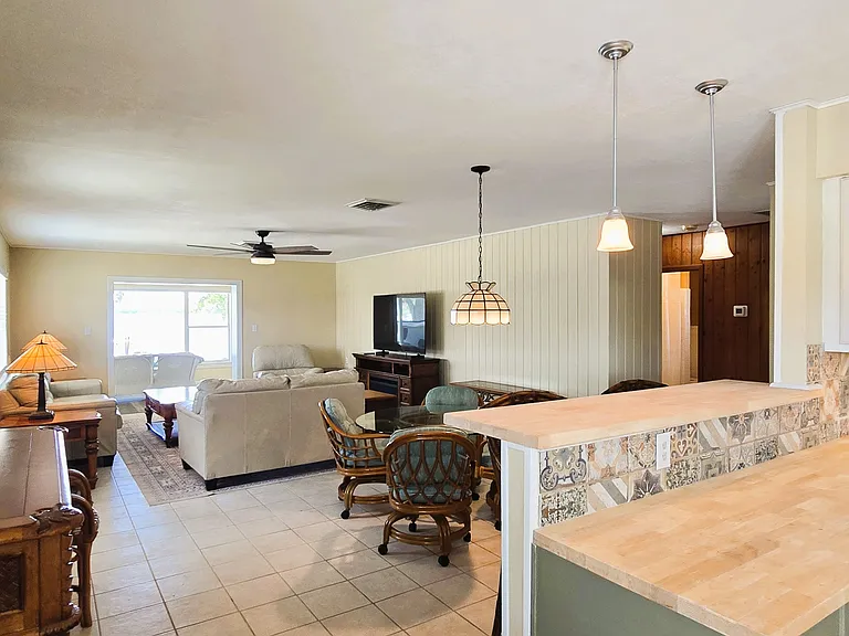 253 Blackwell Villa Cv — Photo 2