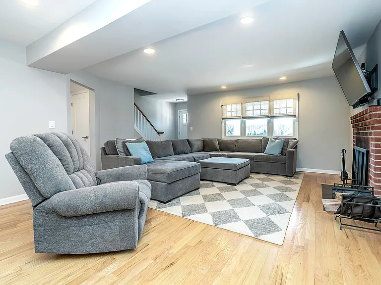 17 Winans Pl — Photo 5