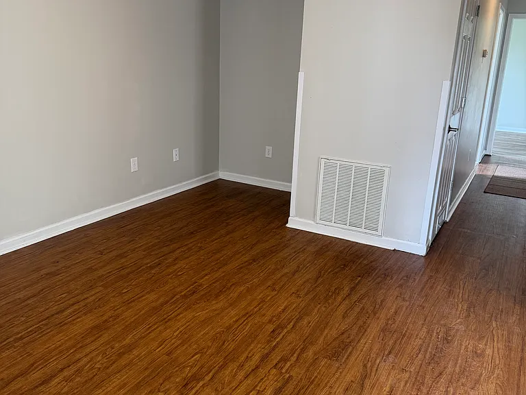 63 Myers Ave — Photo 7