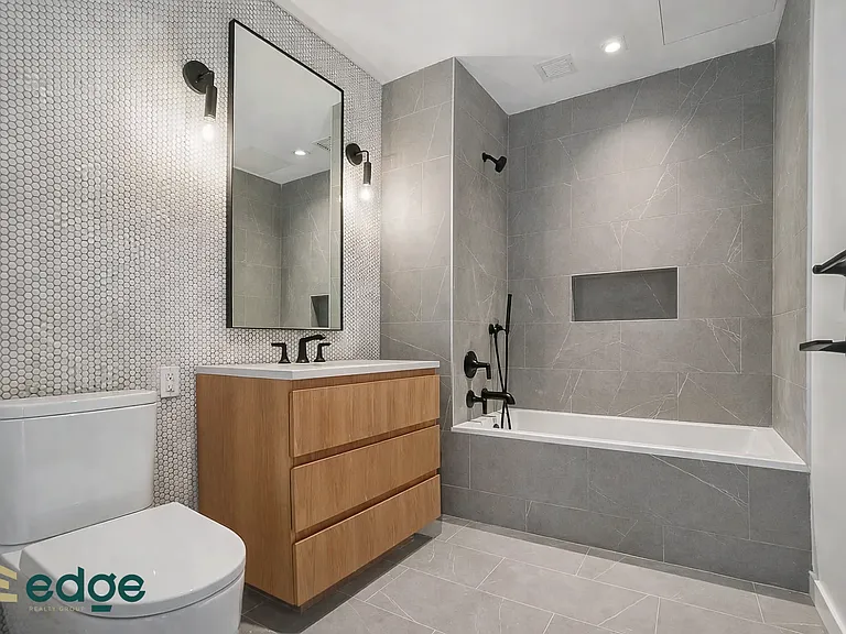 329 Broadway #801 — Photo 7
