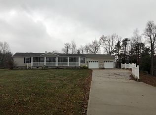 6455 Oak Grove Rd, Morehead, KY 40351