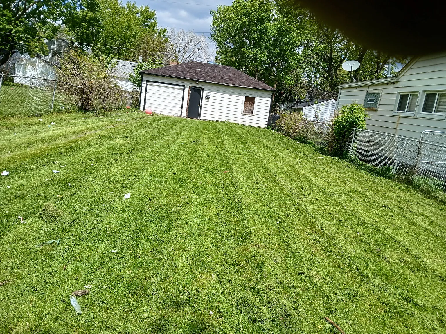 Studio, 300 sqft, $400 — Photo 2