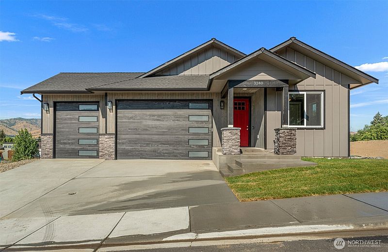 2nd image of 3240 NW Brianna Avenue