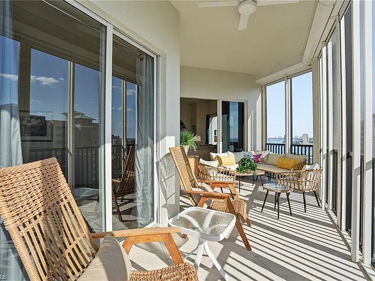 4183 Bay Beach Ln #3P1 — Photo 35