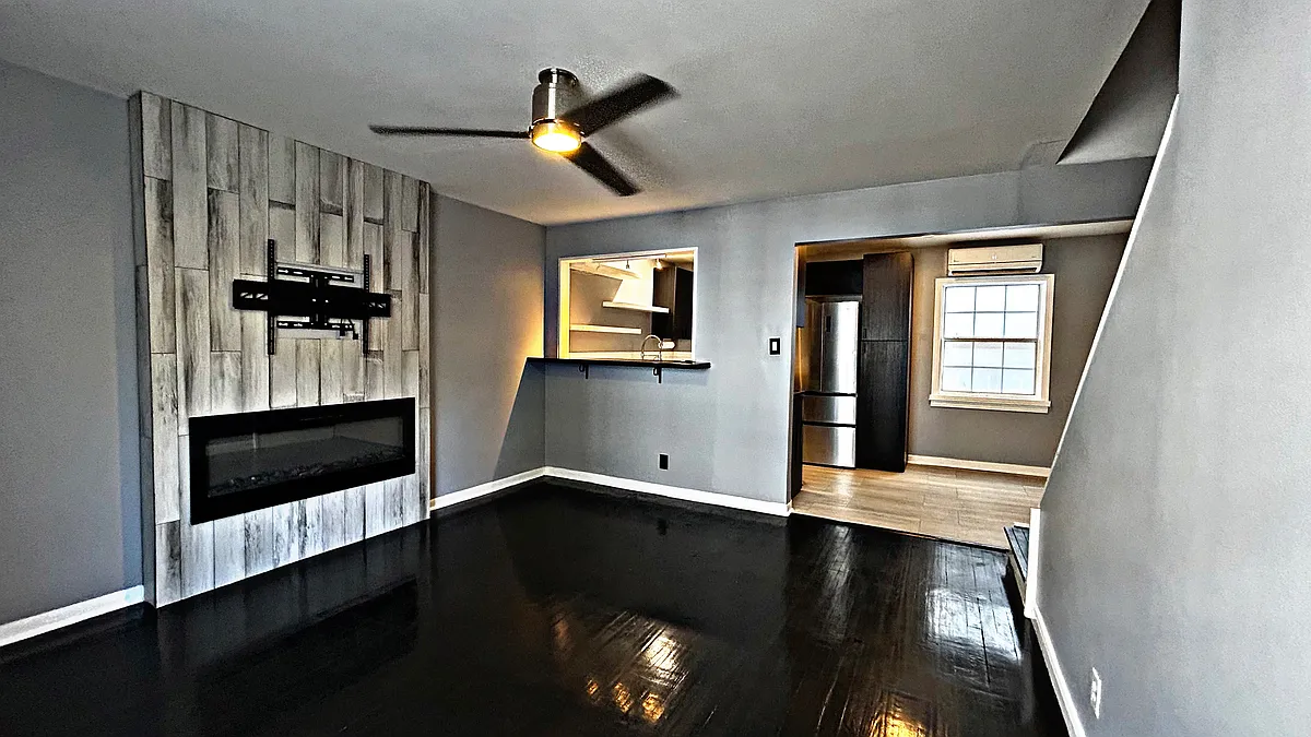 Building Photo - 1850 Portsmouth St #D