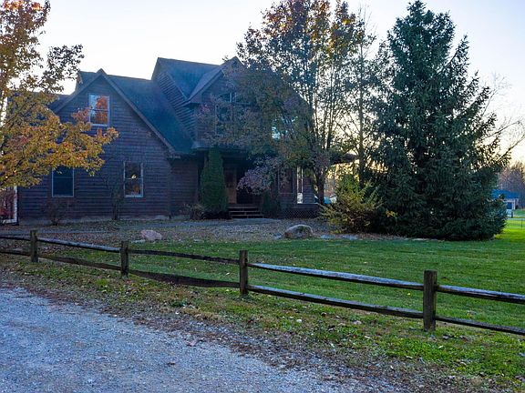 3rd image of 5600 Township Road 211