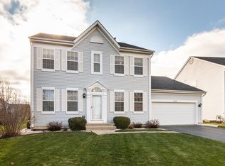 2530 Lehman Dr, West Chicago, IL