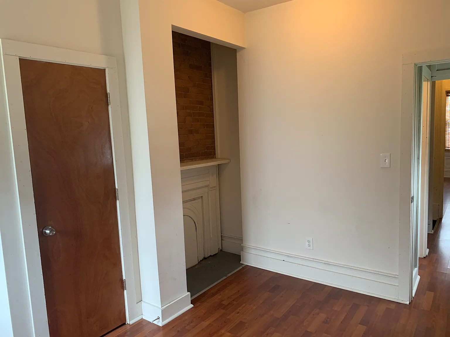 4 bed, 2.5 bath, $2,050 — Photo 4