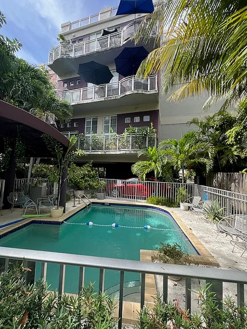 1 bed, 860 sqft, $3,000 — Photo 3