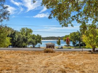 18470 N Shore Dr #16, Hidden Valley Lake, CA 95467