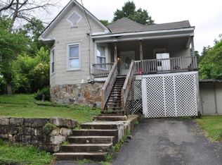 224 Craig St NW, Norton, VA 24273