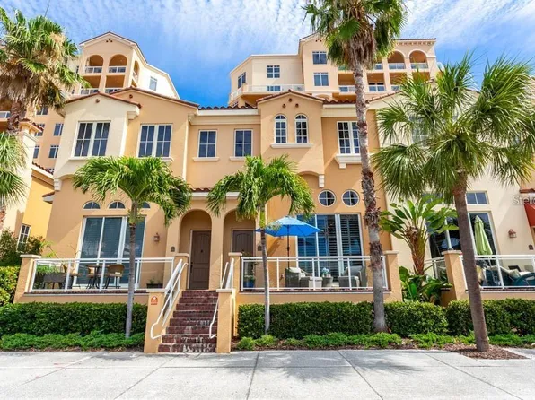 505 Mandalay Ave APT 55, Clearwater, FL 33767