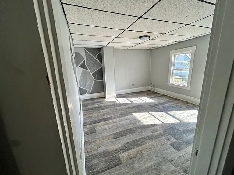 340 1/2 McPheron Ave — Photo 8