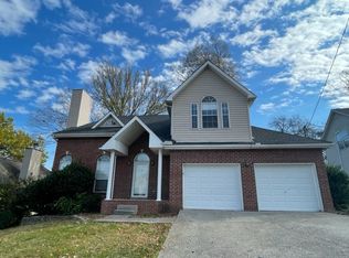 3228 E Lake Dr, Nashville, TN 37214