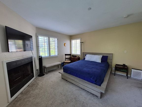 2nd image of 15002 Anderson Way #15002