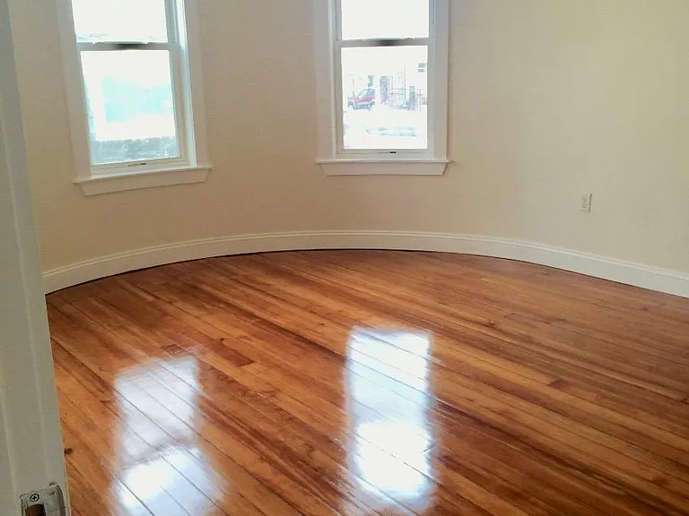 1085 Dorchester Ave #2R — Photo 6