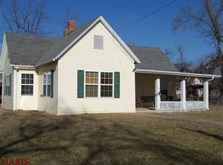 419 W Centennial Ave, Bowling Green, MO 63334