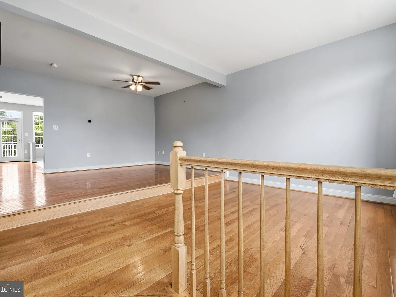3 bed, 3.5 bath, 2536 sqft, $3,100 — Photo 4
