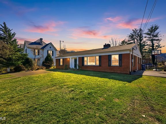 2nd image of 213 Manville Rd