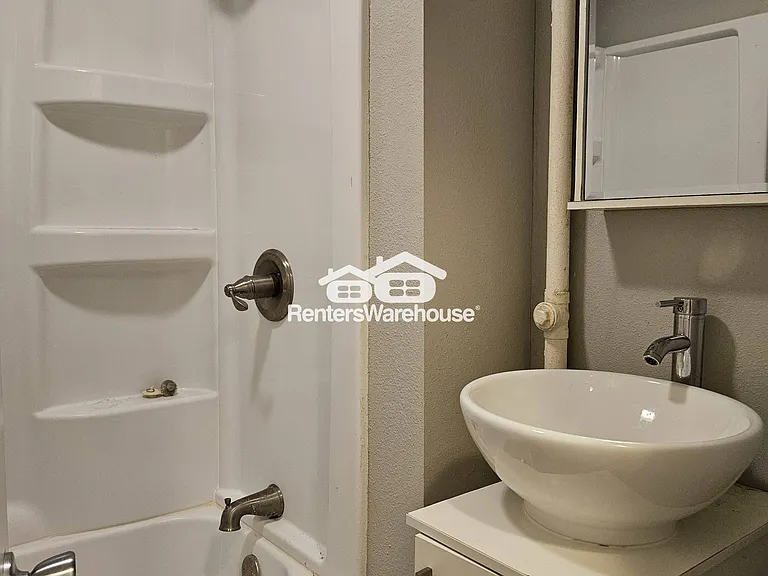 1210 West St — Photo 6