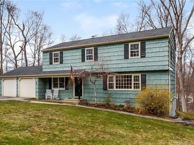 4 Sky Edge Lane, Bethel, CT, 06801
