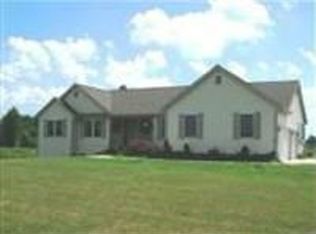 3197 Reamer Rd, Lapeer, MI 48446