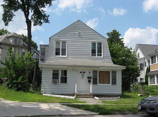 4 Howland Ter, Worcester, MA 01602