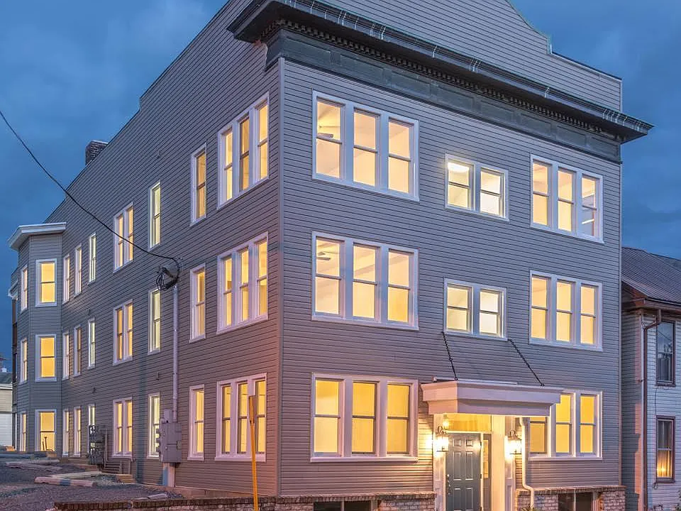 21 S Grant St #4