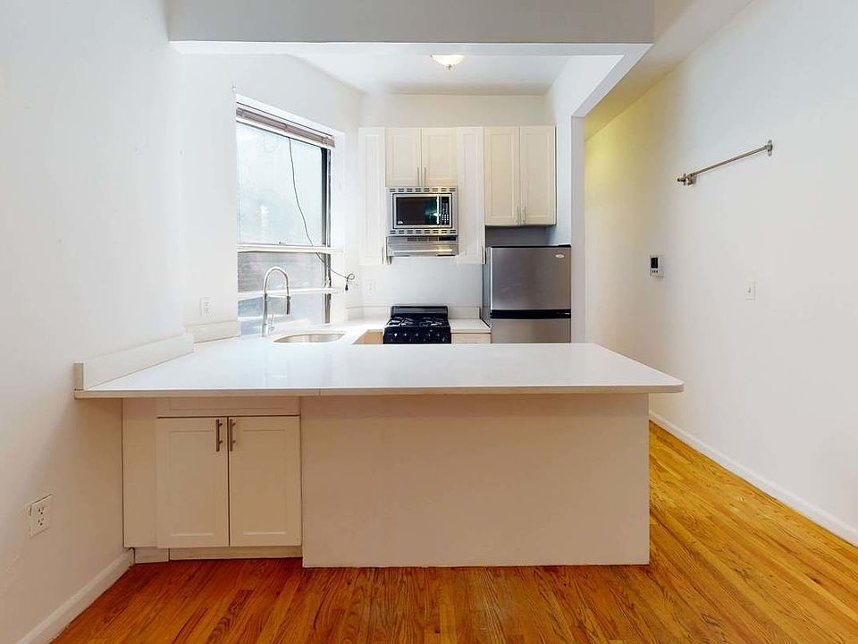 1st image of 324 E 90th St #5E2