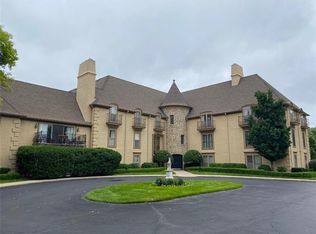 7223 Mission Rd APT 108, Prairie Village, KS 66208