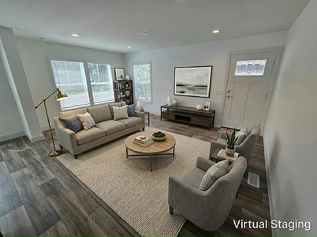 2 bed, 2.0 bath, 1056 sqft, $1,605 — Photo 2