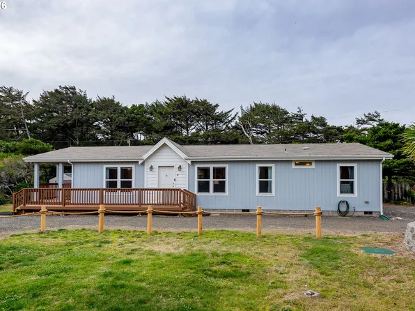 4567 Foulweather St, Florence, OR 97439