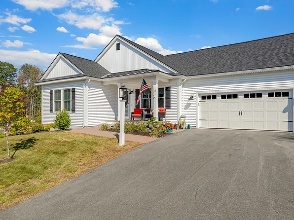 52 Maxwell Woods Drive #1, Cape Elizabeth, ME 04107