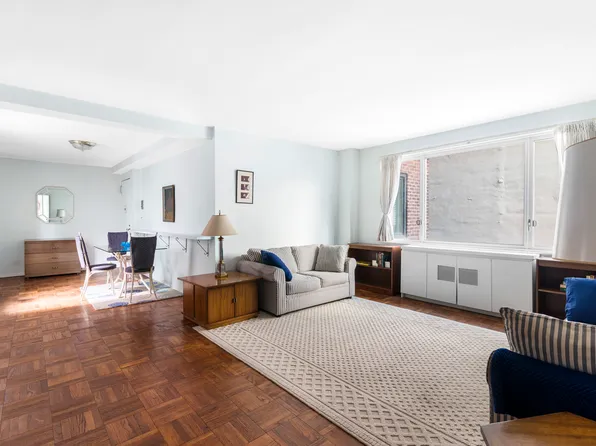 105 West 13th Street image 1 of 12