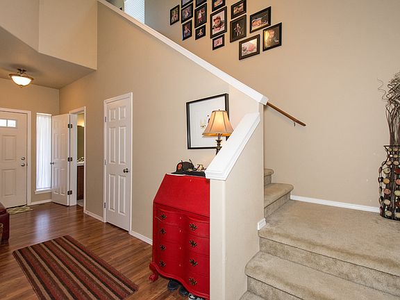 3rd image of 7736 Trails End Dr SE