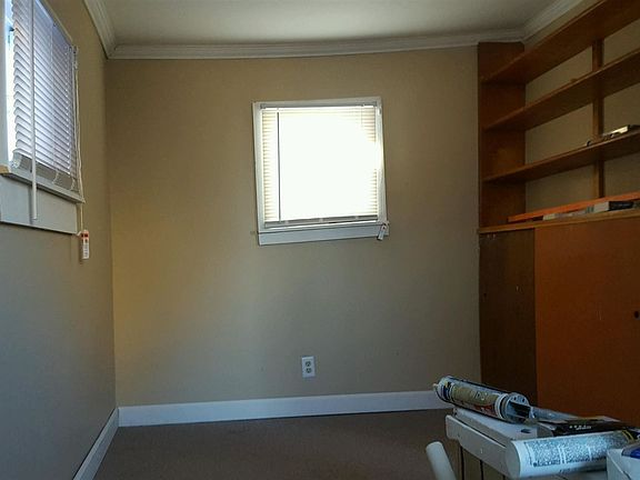 2020 Stone Lower - Mud Room