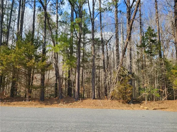 4712 Monaco Dr, Sandston, VA 23150