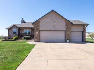 13933 E Ayesbury St, Wichita, KS 67228
