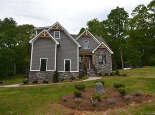 307 Riverside Dr, Mount Holly, NC 28120