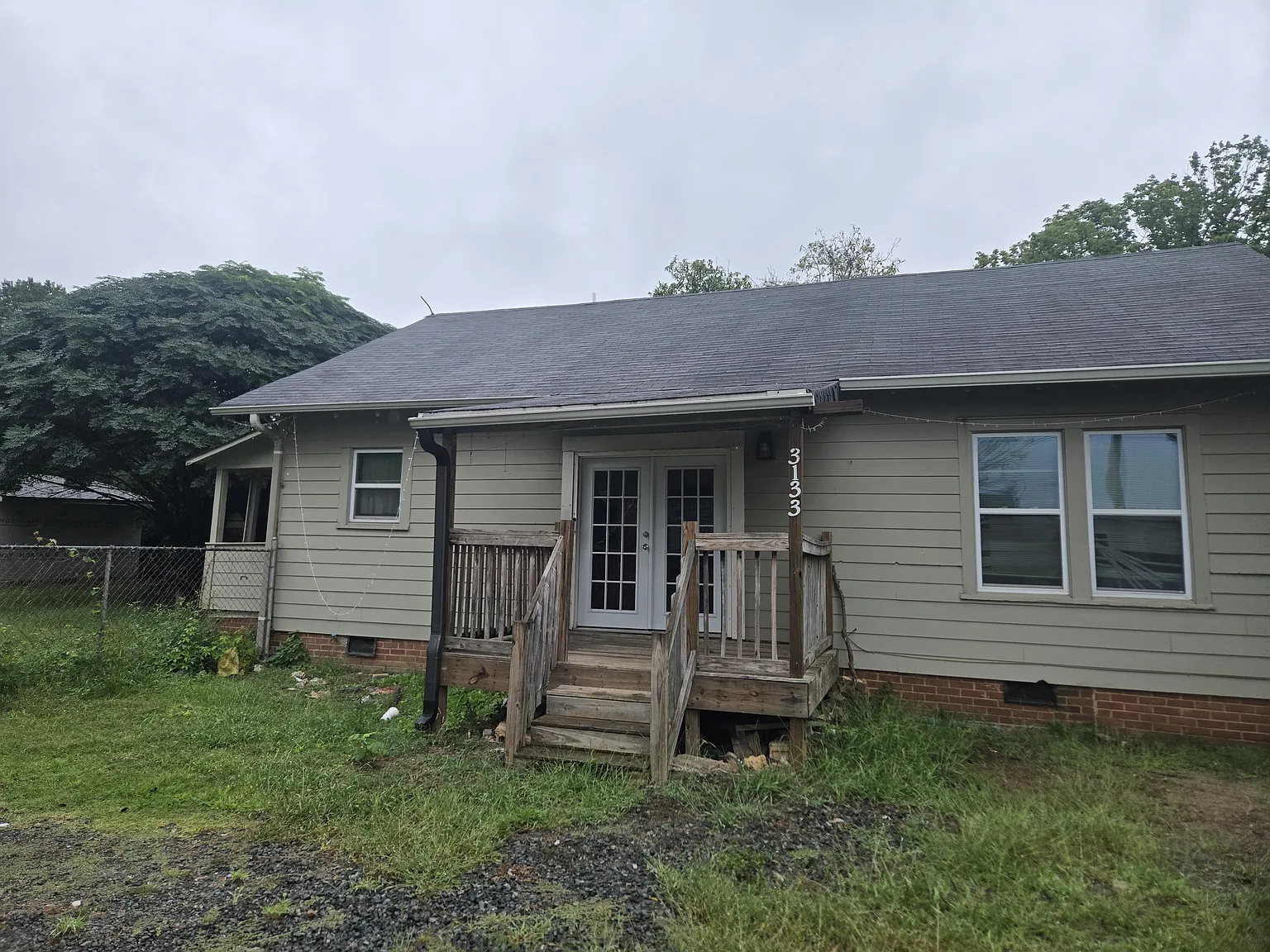3 bed, 1008 sqft, $2,200 — Photo 3