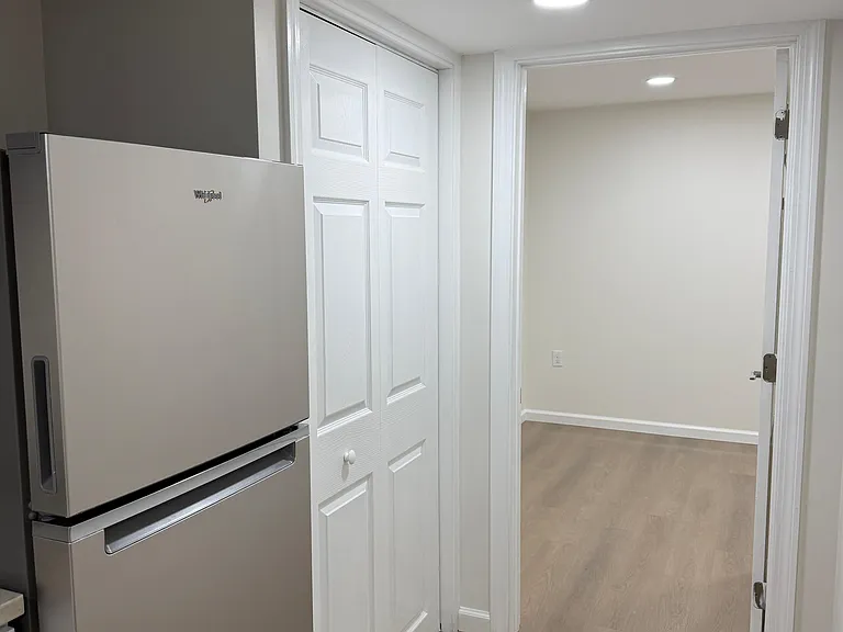 Edmatteric Dr — Photo 3