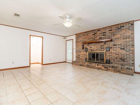 4th image of 430 Twin Bay Dr