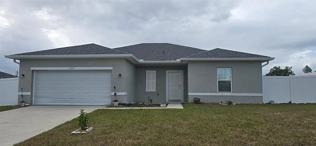 4 bed, 2.0 bath, 1696 sqft, $1,795 — Photo 1