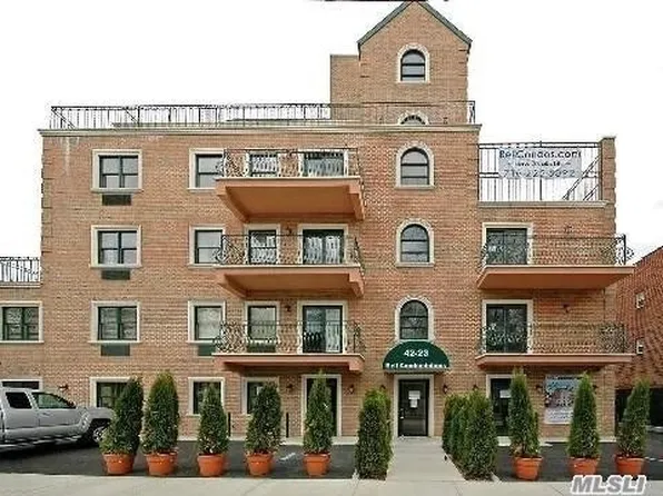 4223 212th St APT 3B, Flushing, NY 11361