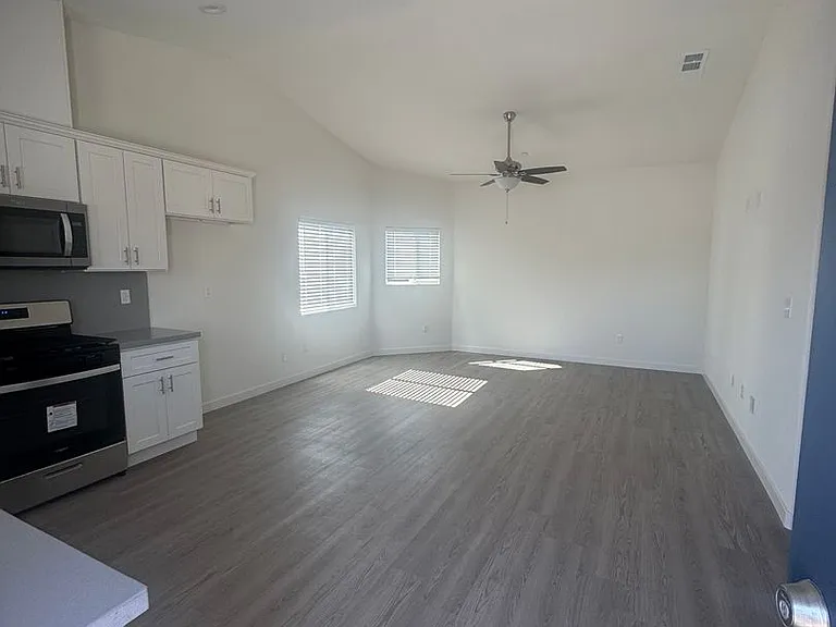 9806 Krista Vineyard Way — Photo 13