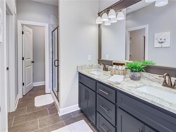 5th image of 6729 Lane Dr