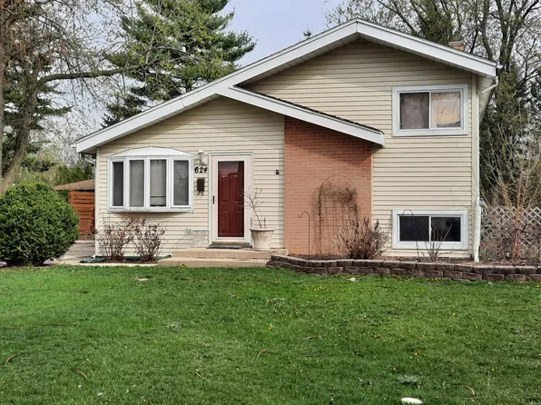 624 W Terrace St, Villa Park, IL 60181