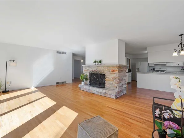 W11019 Lake View Drive, Lodi, WI 53555